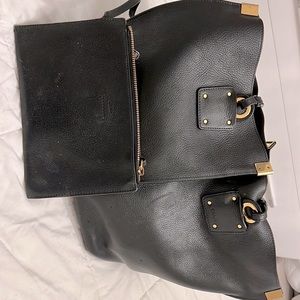 Chloé Medium Vick tote in Black smooth calfskin